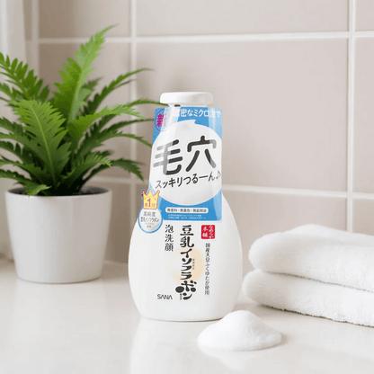SANA - Soy Milk Rich Moisturizing Cleansing Foam