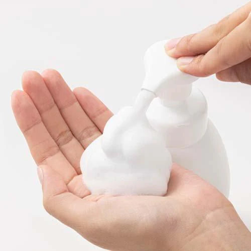SANA - Soy Milk Rich Moisturizing Cleansing Foam